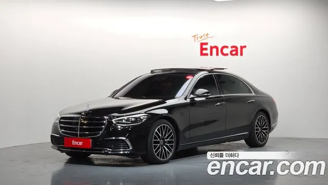 Mercedes-Benz S-Class 2024 — photo 1