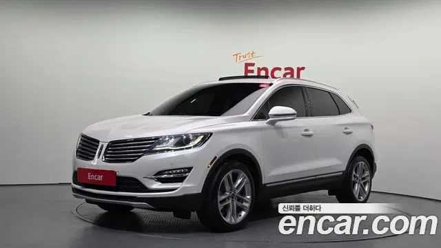 Lincoln MKC 2017 — photo 1