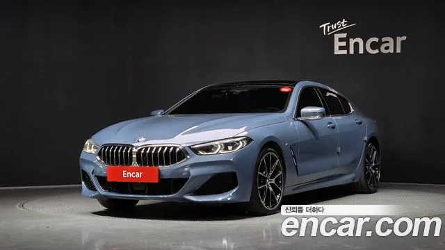 BMW 8-Series 2021 — photo 1