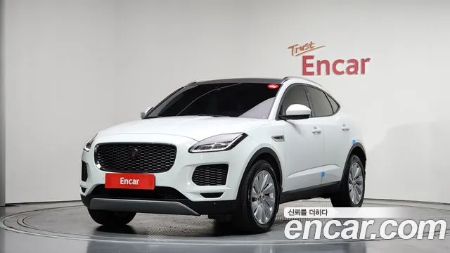 Jaguar E-PACE 2020 — photo 1