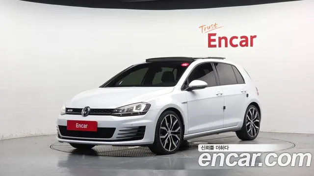 Volkswagen Golf 2016 — photo 1