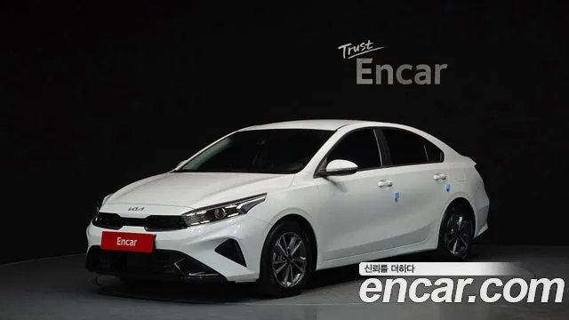 Kia K3 2022 — photo 1