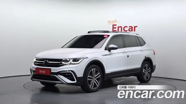 Volkswagen Tiguan 2022 — photo 1