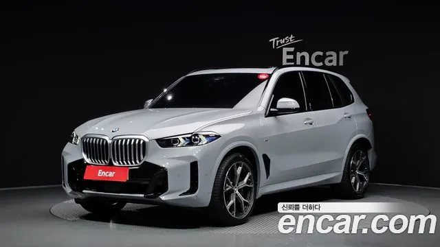 BMW X5 2026 — photo 1