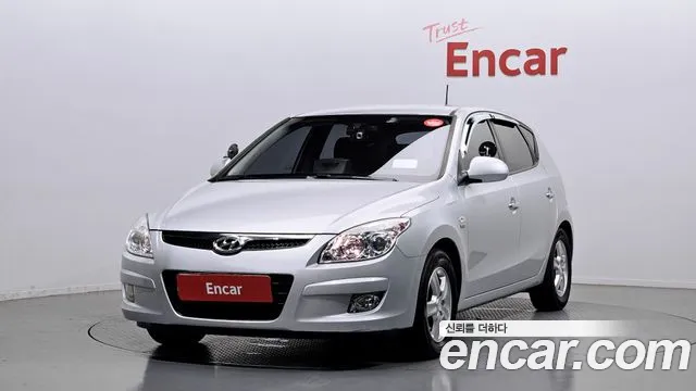 Hyundai i30 2008 — photo 1
