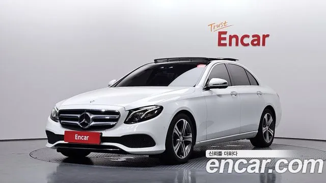 Mercedes-Benz E-Class 2017 — photo 1