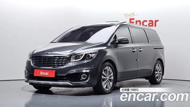 Kia Canival 2016 — photo 1