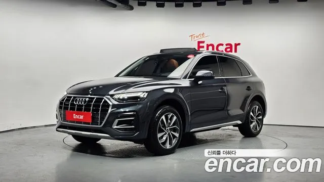 Audi Q5 2023 — photo 1