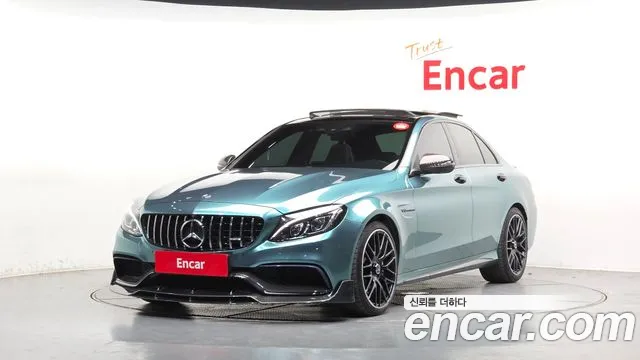 Mercedes-Benz C-Class 2018 — photo 1