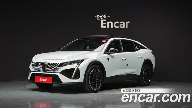 Peugeot 408 2025 — photo 1