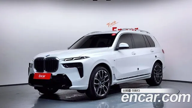 BMW X7 2025 — photo 1