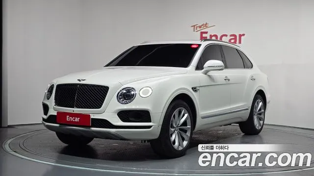 Bentley Bentayga 2020 — photo 1