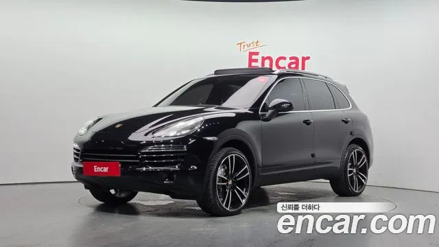 Porsche Cayenne 2013 — photo 1