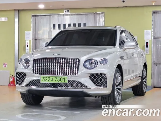 Bentley Bentayga 2026 — photo 1