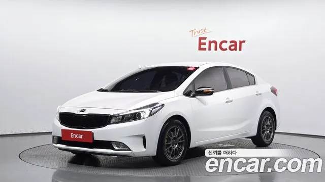 Kia K3 2016 — photo 1