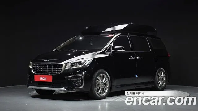 Kia Canival 2019 — photo 1
