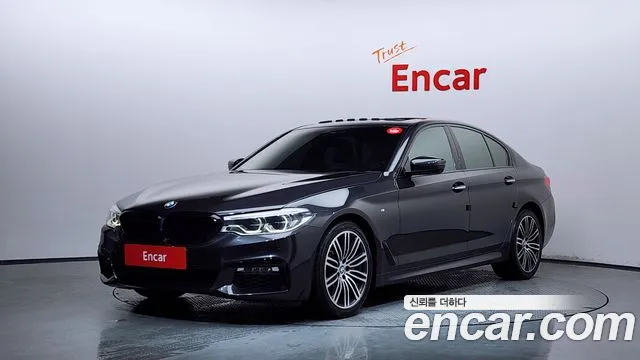 BMW 5-Series 2017 — photo 1