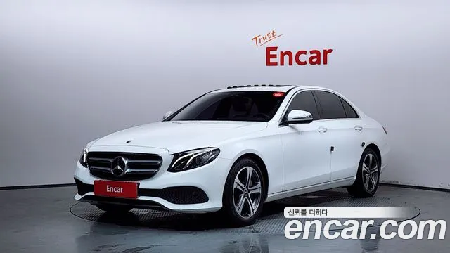 Mercedes-Benz E-Class 2019 — photo 1