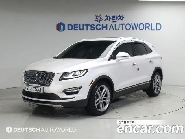 Lincoln MKC 2019 — photo 1