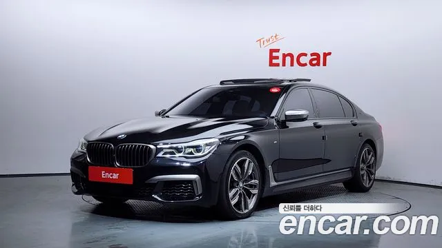 BMW 7-Series 2018 — photo 1