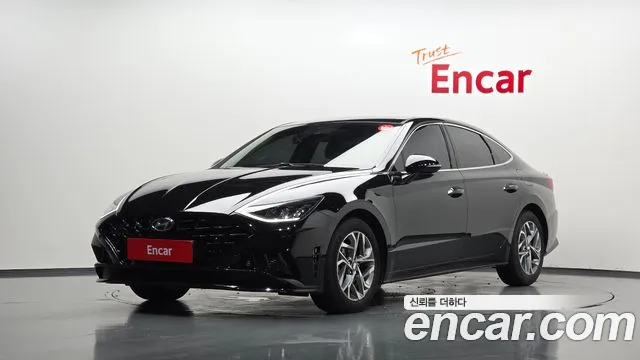 Hyundai Sonata 2022 — photo 1