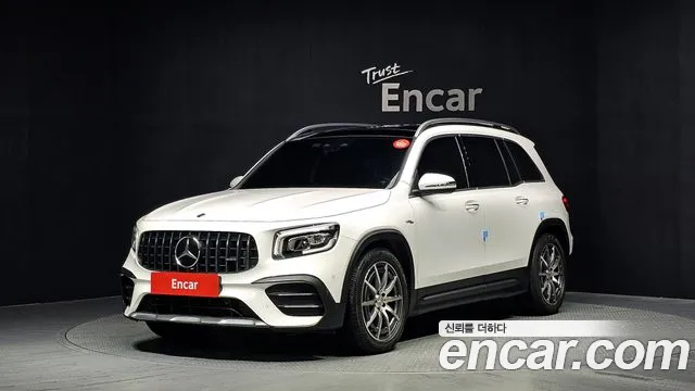 Mercedes-Benz GLB-Class 2021 — photo 1
