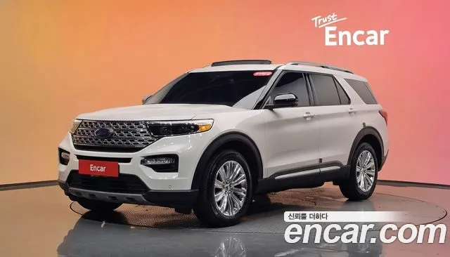 Ford Explorer 2020 — photo 1