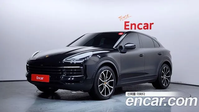 Porsche Cayenne 2022 — photo 1