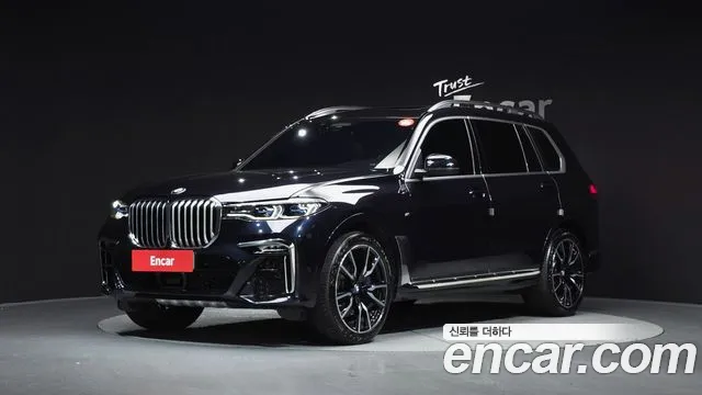 BMW X7 2022 — photo 1