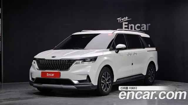 Kia Canival 2021 — photo 1