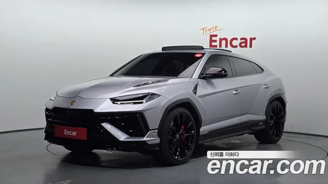 Lamborghini Urus 2024 — photo 1
