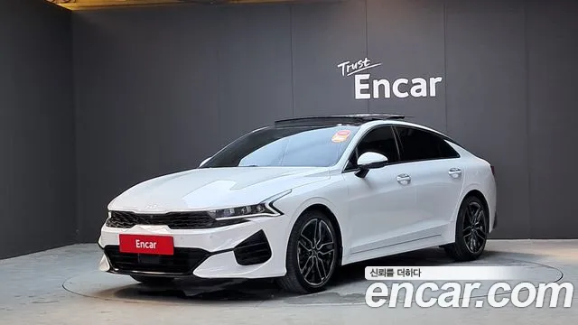Kia K5 2023 — photo 1