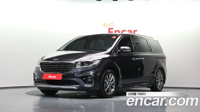 Kia Canival 2019 — photo 1