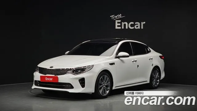 Kia K5 2018 — photo 1