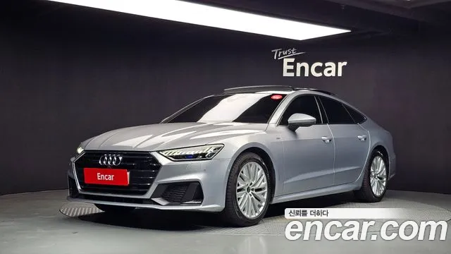 Audi A7 2021 — photo 1