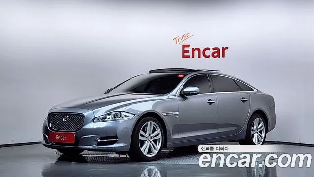 Jaguar XJ 2014 — photo 1