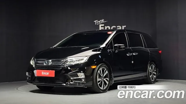 Honda Odyssey 2019 — photo 1