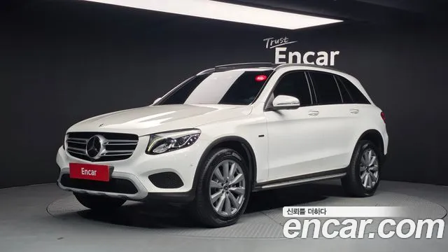 Mercedes-Benz GLC-Class 2019 — photo 1
