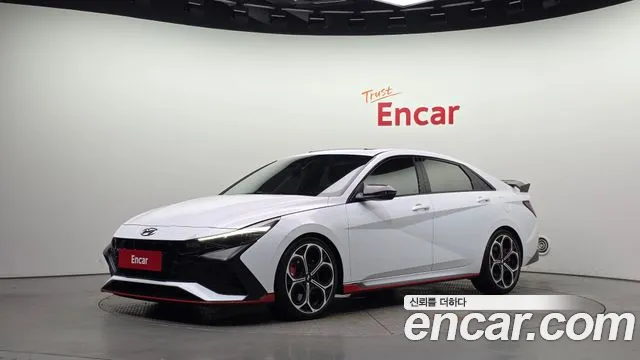 Hyundai AVANTE 2022 — photo 1