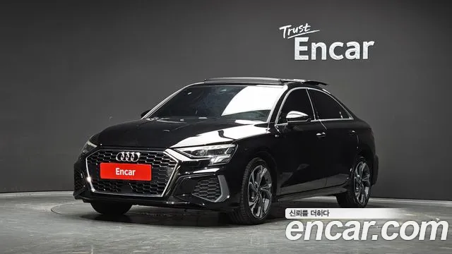 Audi A3 2022 — photo 1