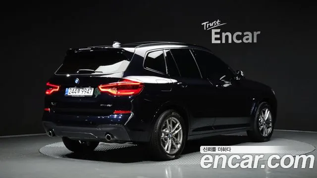 X3 (G01)