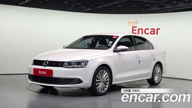 Volkswagen Jetta 2011 — photo 1
