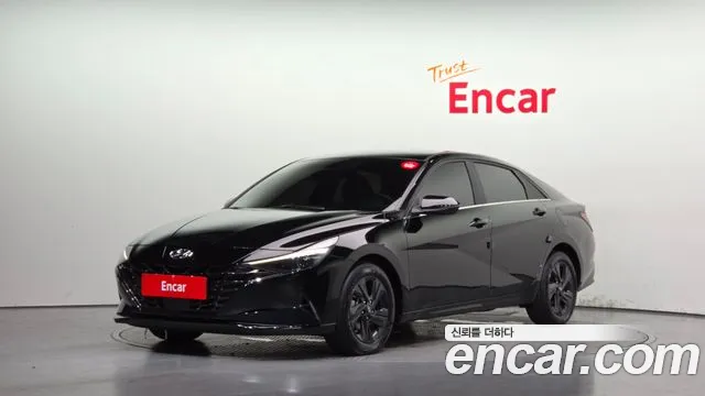 Hyundai AVANTE 2023 — photo 1