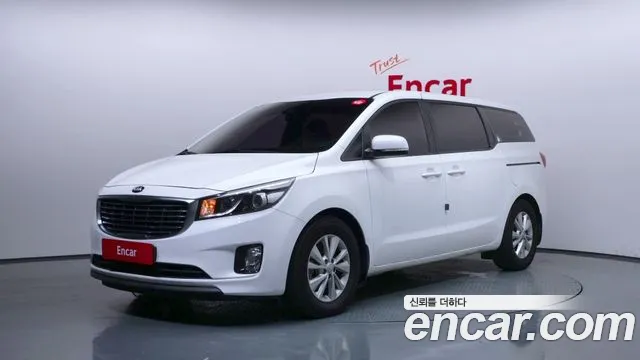 Kia Canival 2016 — photo 1