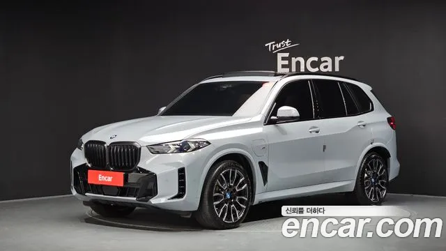 BMW X5 2024 — photo 1