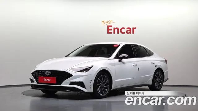 Hyundai Sonata 2022 — photo 1
