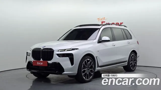 BMW X7 2025 — photo 1