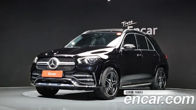Mercedes-Benz GLE-Class 2021 — photo 1