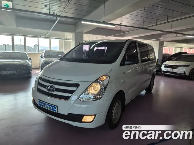 Hyundai Starex 2016 — photo 1