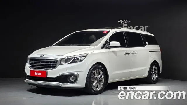 Kia Canival 2015 — photo 1